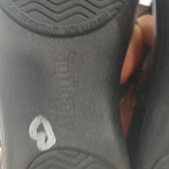 Alegria Black Sandals with Silver Accents Sz36 Might Fit 6-6.5 Pre-owned Leather - Picture 12 of 13